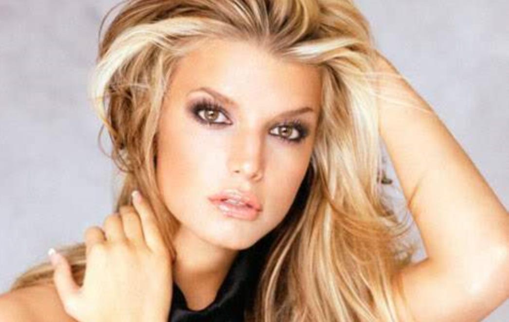 Nezasitna Jessica Simpson seksa se već tri tjedna nakon poroda