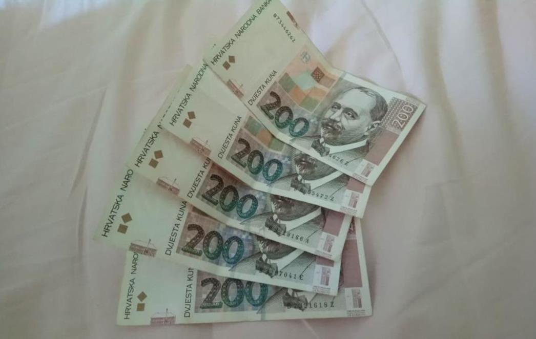 LAGALA DA TEŠKO ŽIVI Uzela ogroman novac od dvojice Dubrovčana