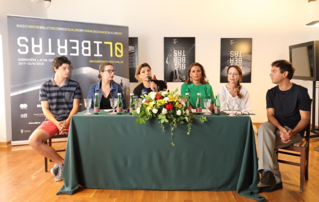 VOJNOVIĆ U ŠIREM SPEKTRU Ususret novoj premijeri Igara: 'Geranium je priča o samoći'