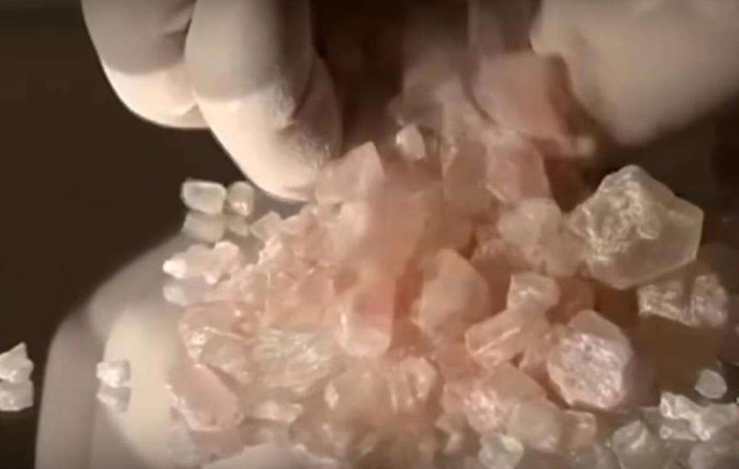 PRODAJE SE ZA 'KIKIRIKI' 10 užasa koje uzrokuje najjača droga na svijetu