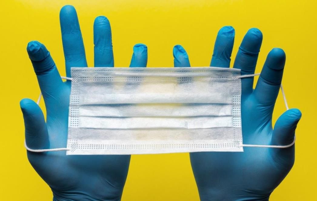 VATROGASCI APELIRAJU 'Molimo vas, ne stavljajte maske u mikrovalnu' 