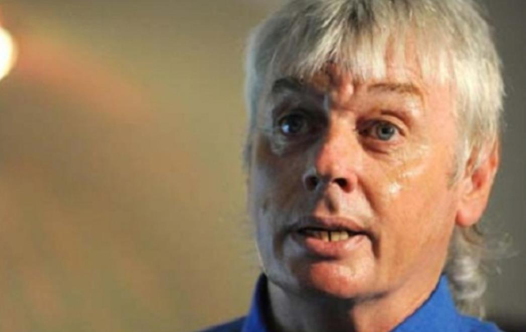 David Icke: Savjet za 2013. - Riješite se mobitela (VIDEO)