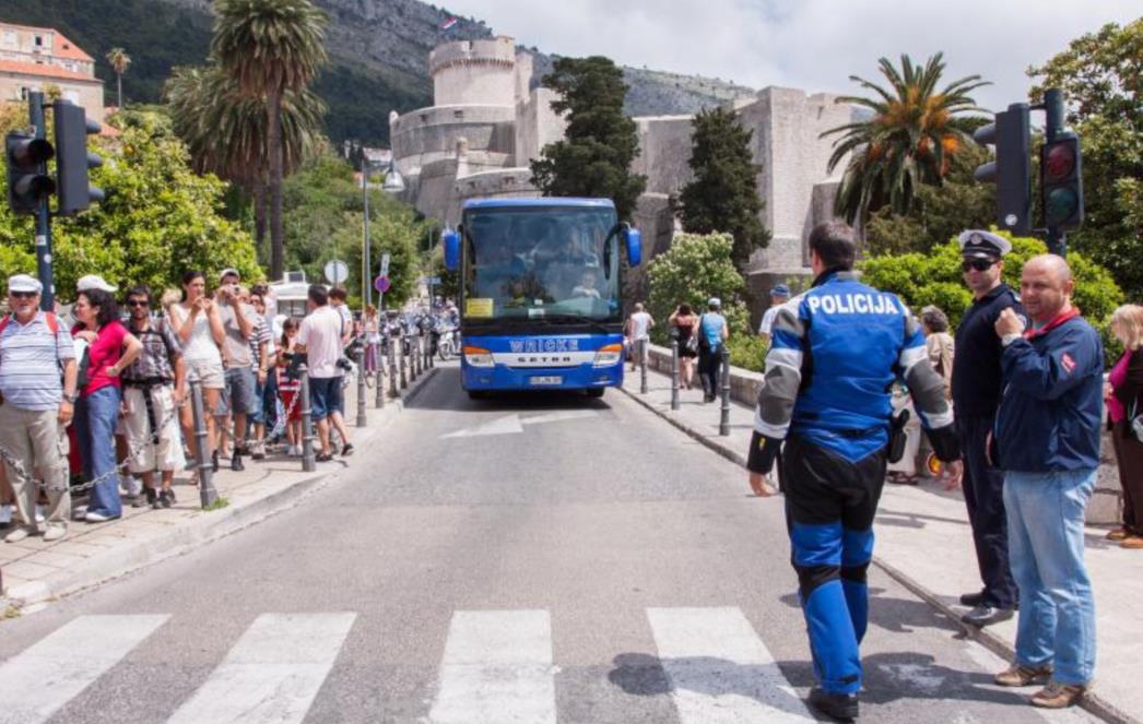 OBAVIJEST: Zatvara se promet ispod Minčete, dvosmjerno od Boninova do Pila