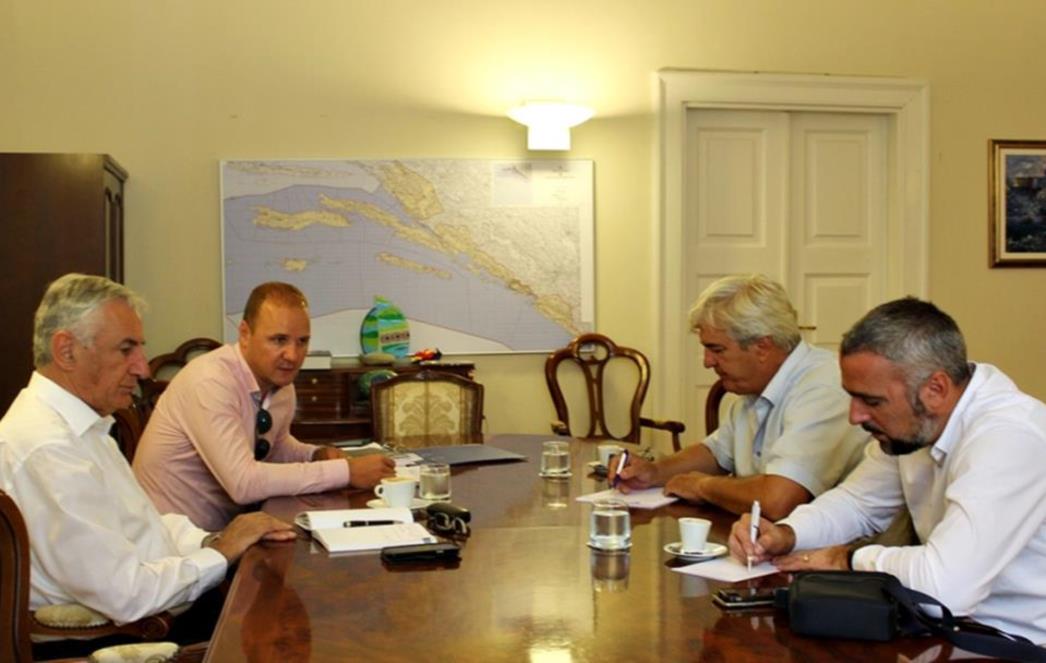 RADNI SASTANAK: Župan i načelnici o koncesijama za marikulturu