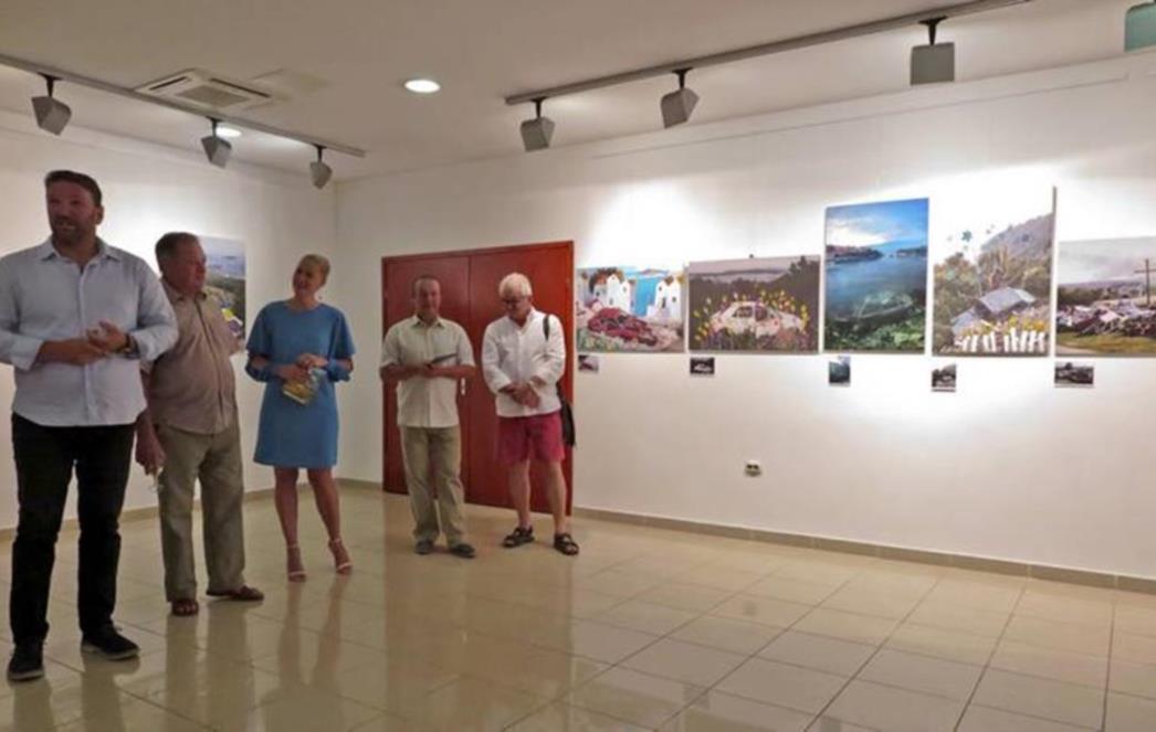HRVATSKI  UMJETNICI U AKCIJI: Što se čeka izvlačimo! Očistimo Hrvatsku od olupina