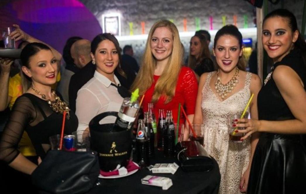 I BEE, MINEA I ELLA U  REVELINU: Savršena atmosfera uz seksi trio! /FOTOGALERIJA/