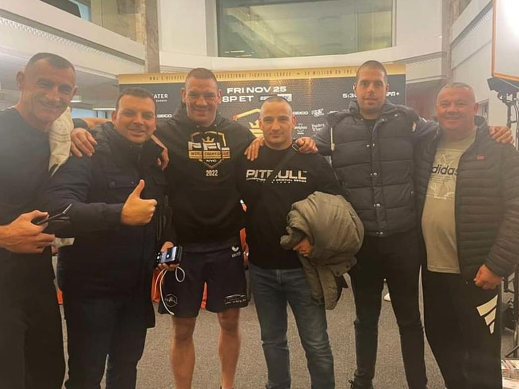 DUBROVČANI U NEW YORKU Ante Delija ima snažnu podršku u borbi za pojas teškaškog prvaka i nagradu od milijun dolara