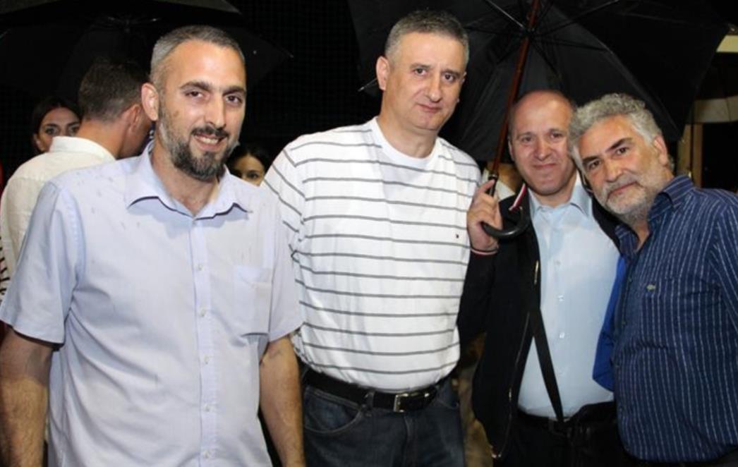DVADESET PET GODINA HDZ-A: Ni kiša nije omela humanitarni domjenak u Slanom! (FOTOGALERIJA)