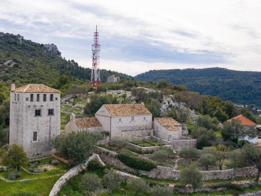 LOPUD SLOŽAN: Ništa od maskiranja, izmjestite odašiljač!