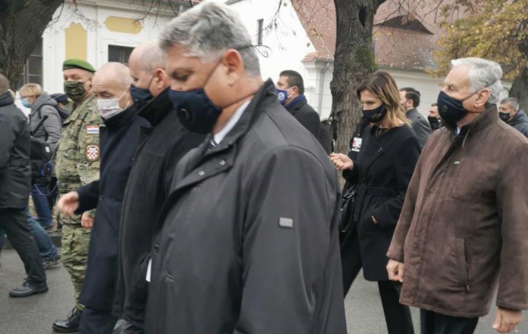 Župan Dobroslavić i zamjenica Marević u Koloni sjećanja u Vukovaru