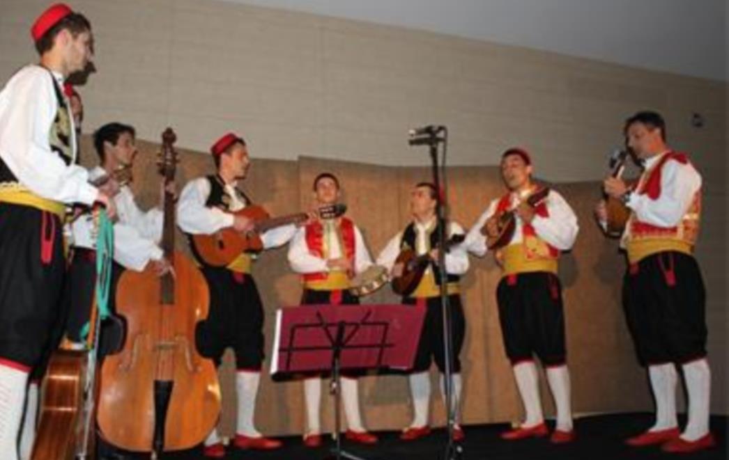 Humanitarni koncert klapa 'Srećom tebe imam' za slijepe osobe u Gospinom polju
