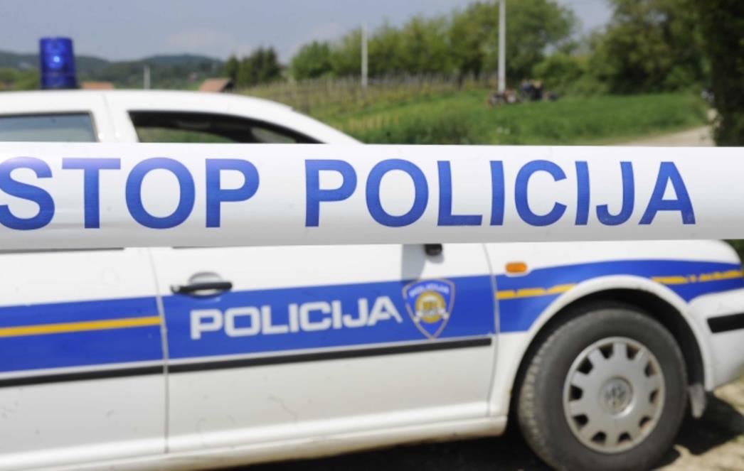 SUDAR VIŠE AUTOMOBILA NA BISTRINI: Sedmero zatražilo liječničku pomoć, promet otežan 