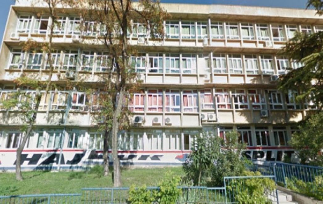 Drama u Splitu: Maturantica se zbog jedinice  htjela ubiti