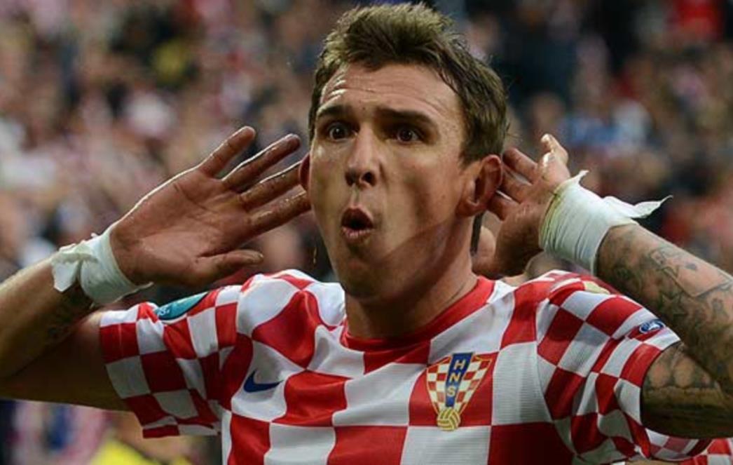 Kovač zabranio Mandžukićevom agentu boravak u kampu!