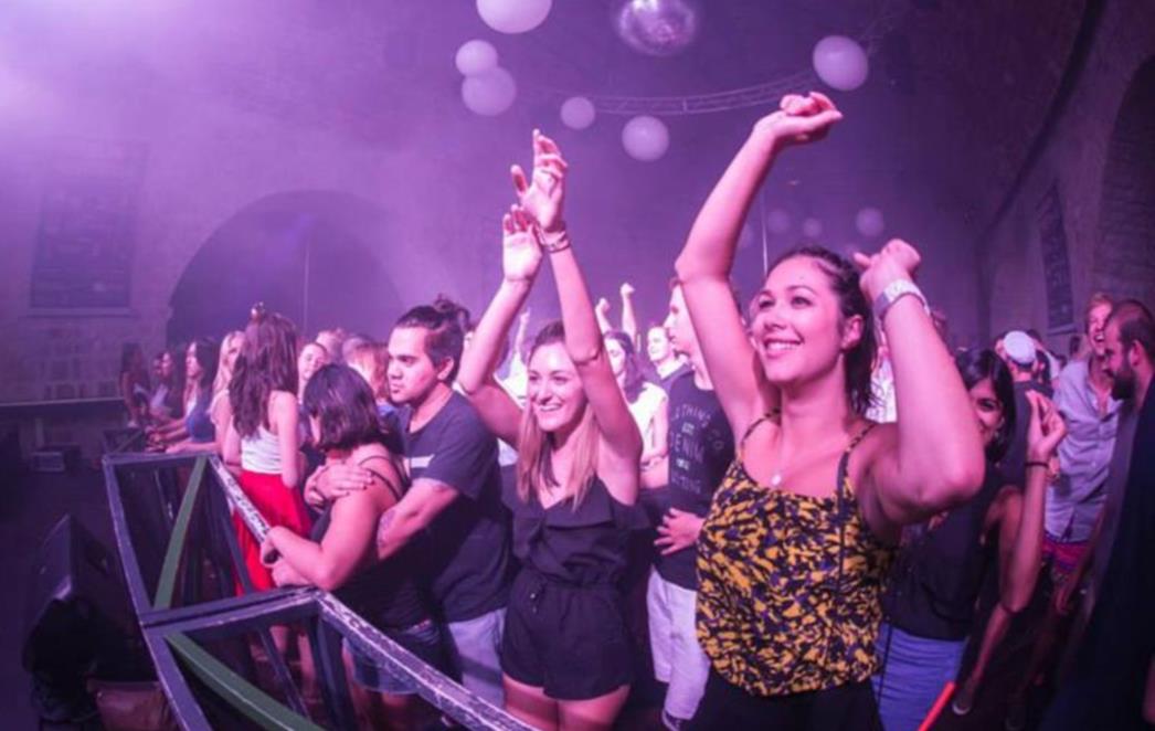 'UBITAČNA' KOMBINACIJA U REVELINU:  Tko nije bio na Niki Belluci, požalio je! /FOTOGALERIJA/