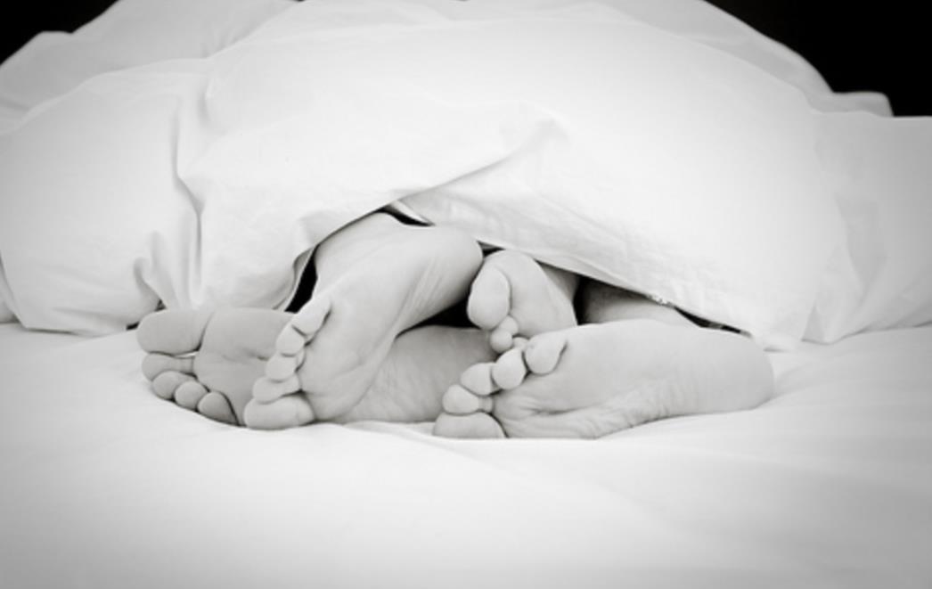 Neobična vjerovanja: Seks preko dana izaziva grmljavine, poplave i oluje