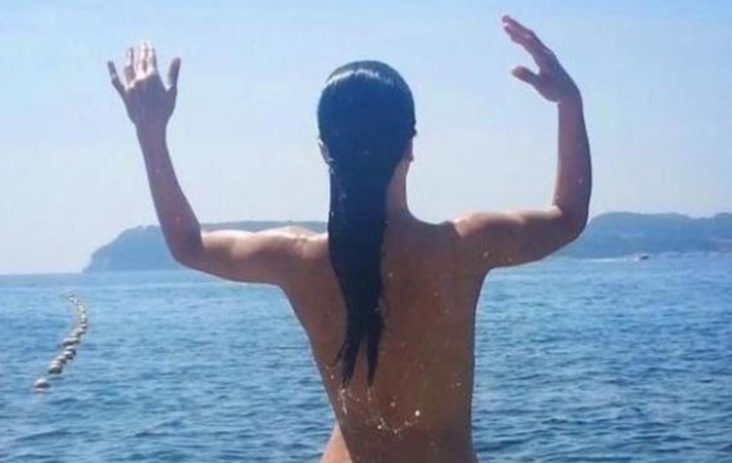 Atraktivna i lijepa: Ana Rucner se kupala u toplesu, pa sliku podijelila s obožavateljima