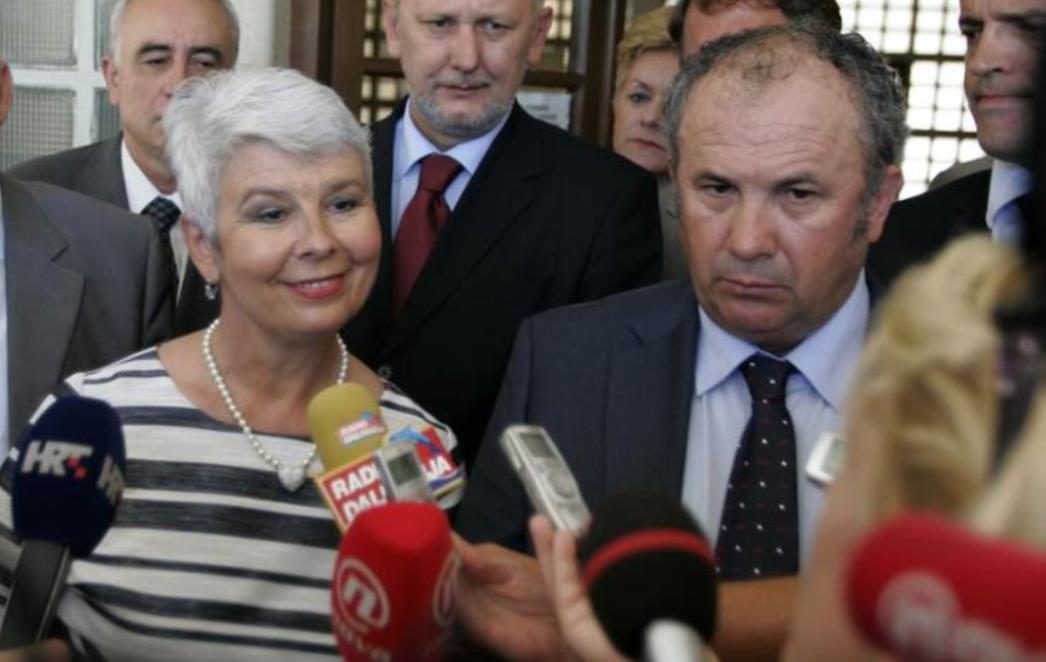 Split pred bankrotom: Je li kriv Kerum ili premijerka Kosor?