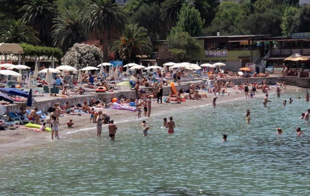 SVIH ŠEST PONUDA ODBIJENO! Natječaj za dodjelu koncesija u Uvali Lapad se ponavlja!
