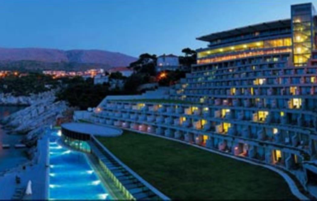 JESU LI SUSJEDI DOBILI BITKU? Već tri večeri  zaredom nema glazbe uživo u Rixos Libertasu!