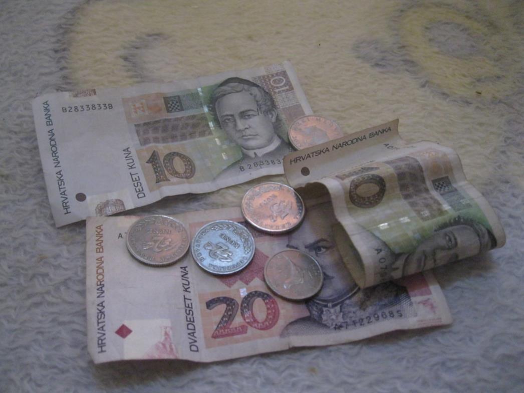 Moglo bi vam se isplatiti čuvanje kuna i lipa