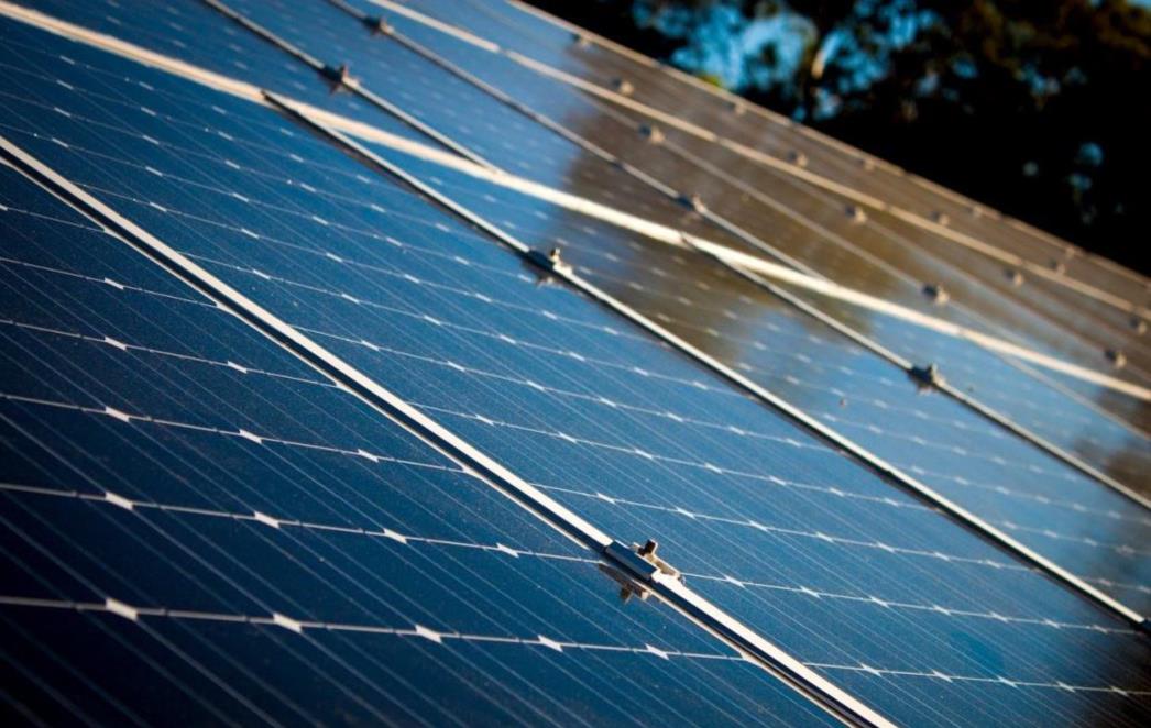 I TO JE MOGUĆE Stvorio 'anti-solarne' panele koji proizvode električnu energiju u mrklom mraku (FOTO)