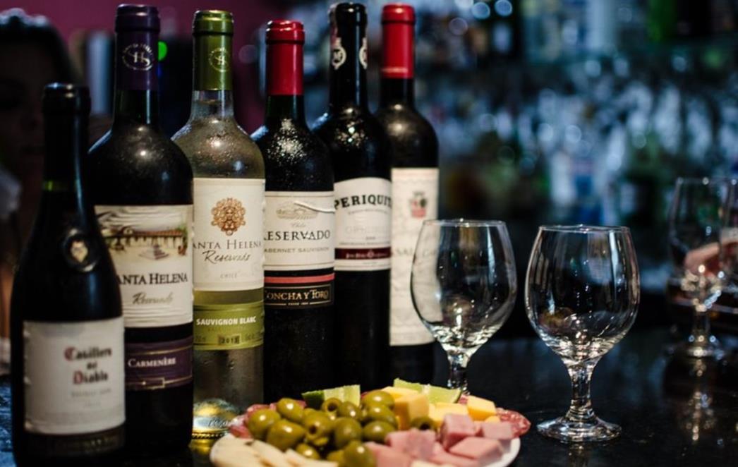 ZNANSTVENO  DOKAZANO Cijena vina prevari mozak i natjera nas da mislimo kako je skupo finije