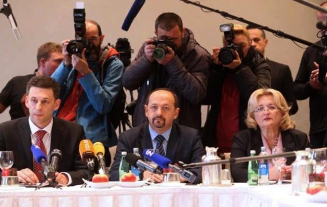 Sastaju se stručni timovi Mosta i dviju koalicija. Iza 19 sati  moglo bi se znati ime premijera