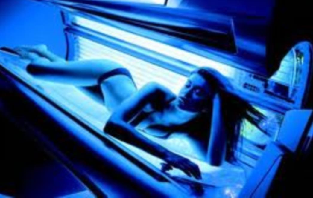 Poznata manekenka umire zbog solarija: Ostalo mi je još nekoliko tjedana života!