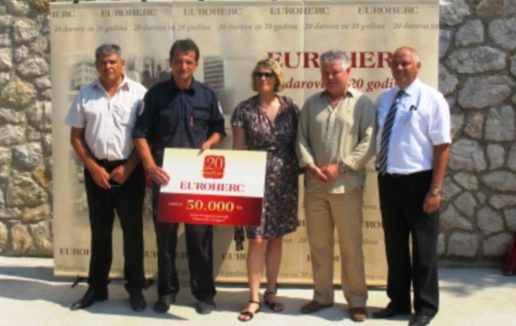 Euroherc osiguranje darovalo 50 tisuća kuna Dubrovačkim vatrogascima