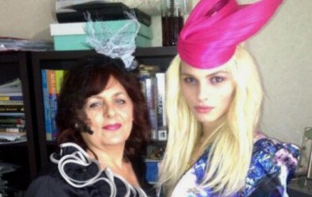Andrej Pejić ismijao princezu 'šeširom-vaginom'