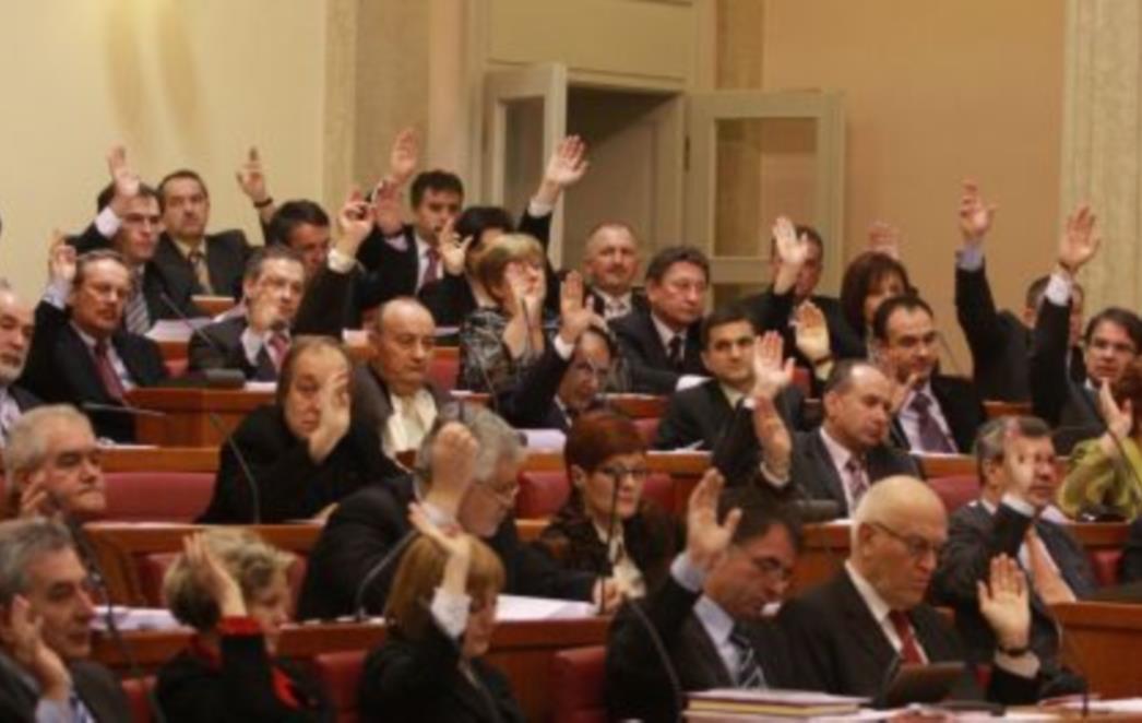 Hebrang: Zar ćemo za sve lijeve osumnjičenike osnivati Povjerenstvo?