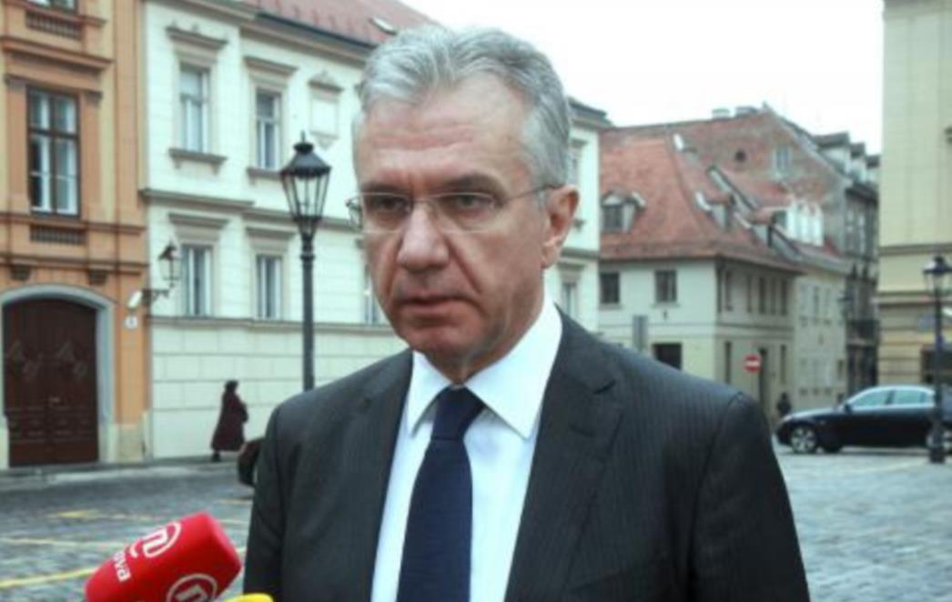 Ministar Ostojić: Hrvati su zdravi, ali puše, piju i drogiraju se