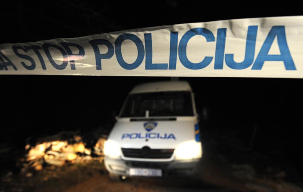Kod Komina sudar dvaju vozila, poginuo otac, sin teško ozlijeđen