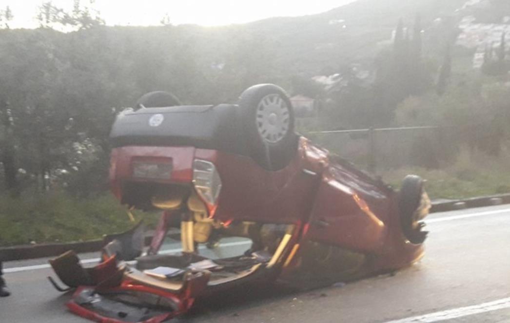 DETALJI NESREĆE KOD ZATONA Djevojka (21) putovala iz Metkovića, na magistrali završila na krovu 