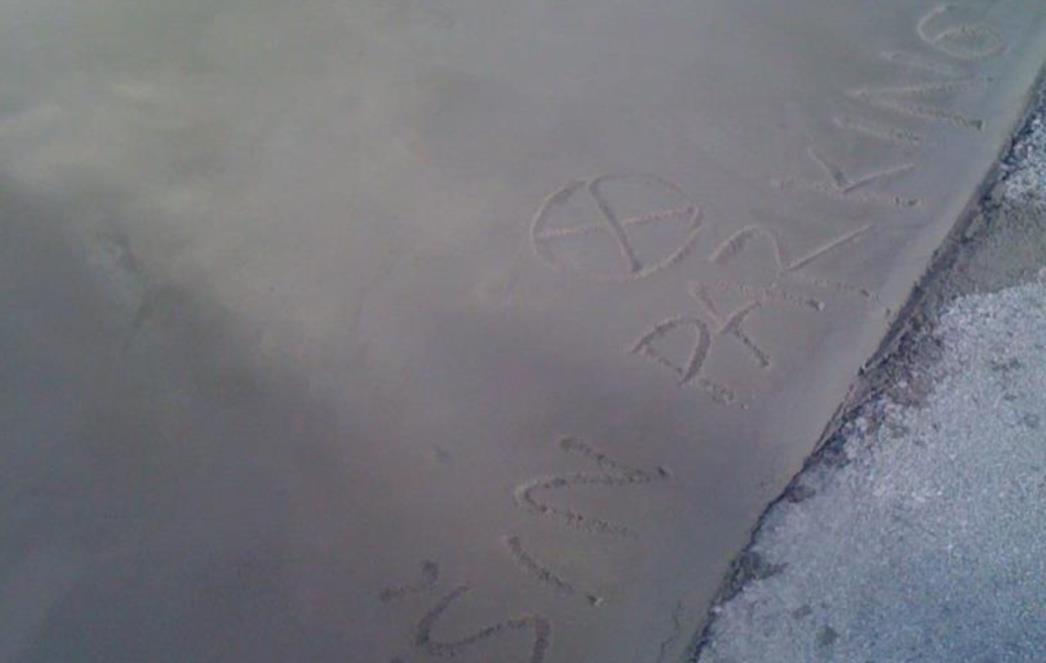 PRIVATIZACIJA PO NAŠKI: Kako je Nikša napravio sebi parking u Mokošici (FOTO)