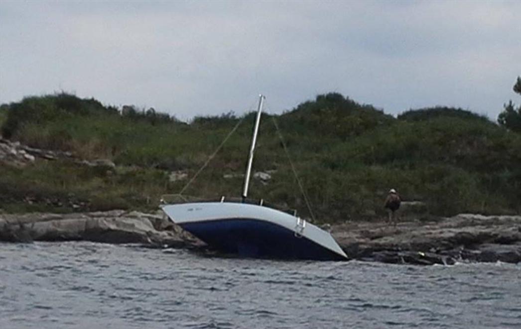 UMALO HAVARIJA:  Kada se more zaigra s jedrilicom (FOTO)