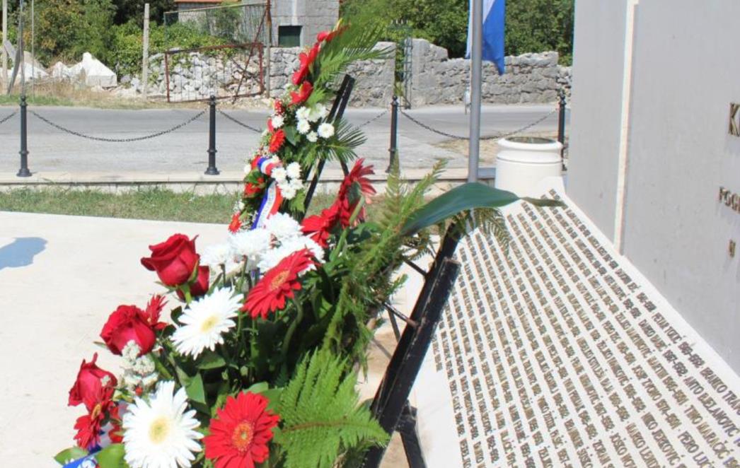 Položeni vijenci na Osojniku za poginule Pločane