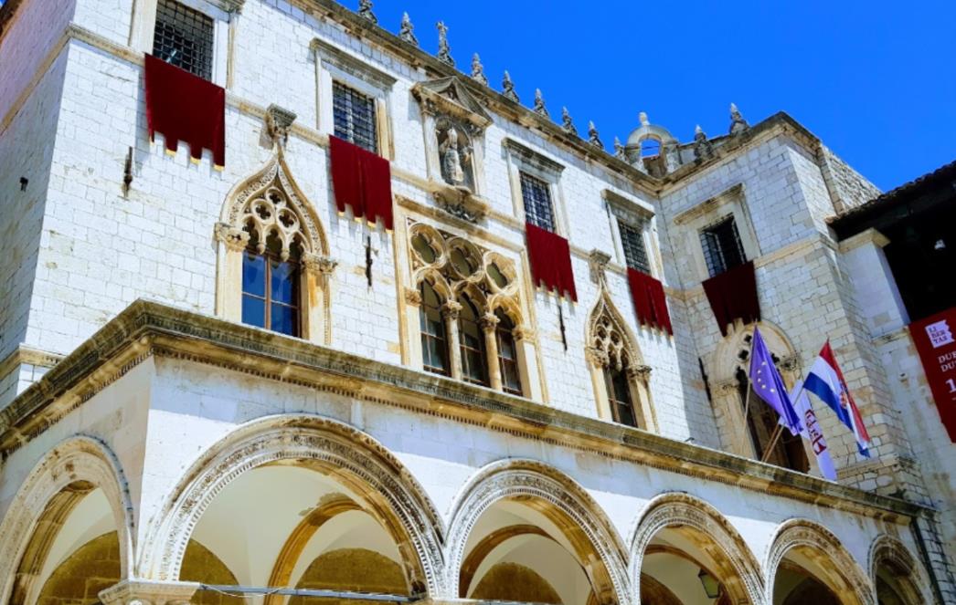  Prekrasna gotičko – renesansna građevina palača Sponza