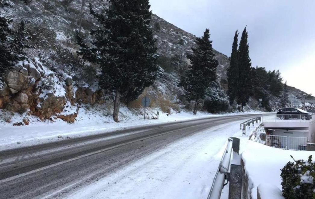Posipanje ulica solju  štetnije je nego     što se   misli