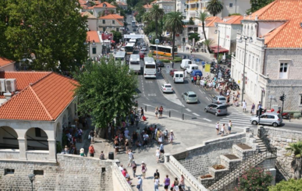 ZBOG NIZA PRONAĐENIH NEPRAVILNOSTI: Pojačan nadzor iskrcavanja gostiju na Pilama