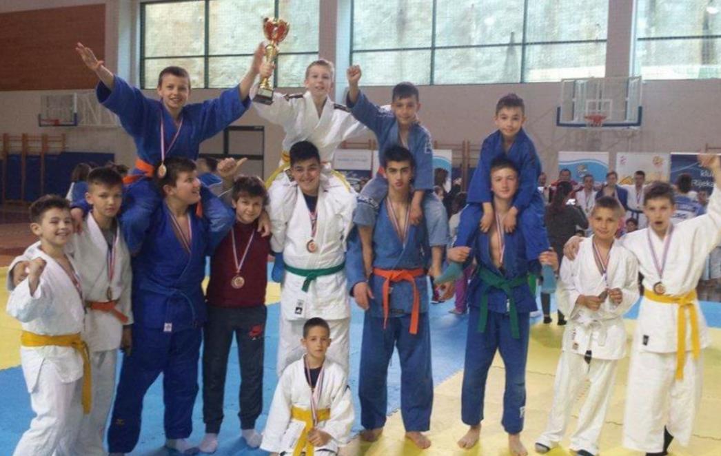 IZVRSTAN REZULTAT    Učenici OŠ Mokošica osvojili treće mjesto na Državnom prvenstvu u džudu