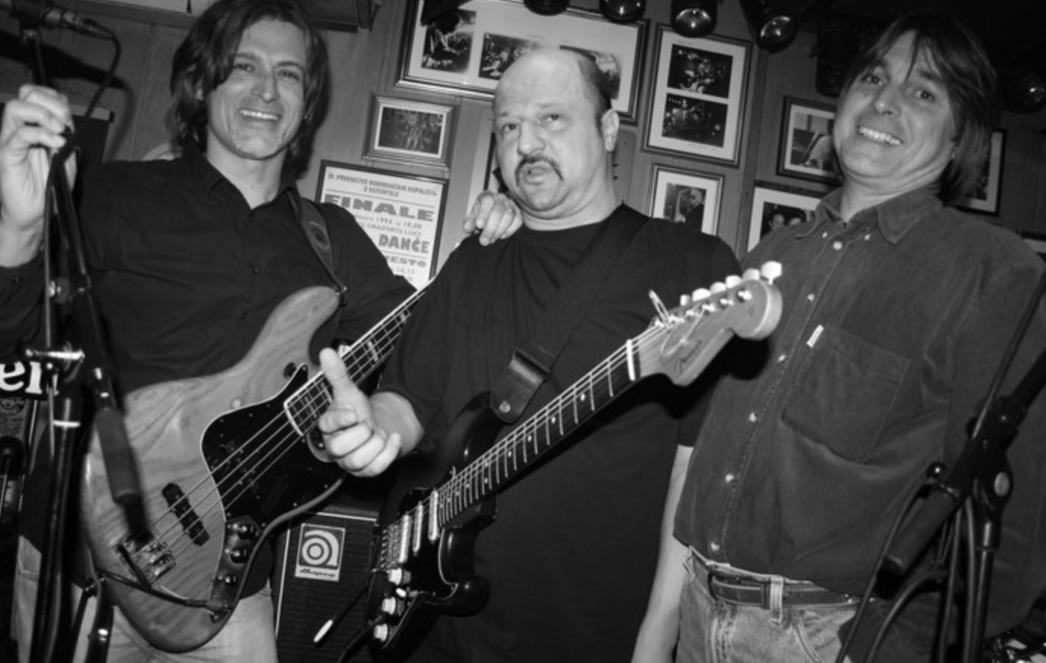 Rock koncert na plaži u Uvali Lapad