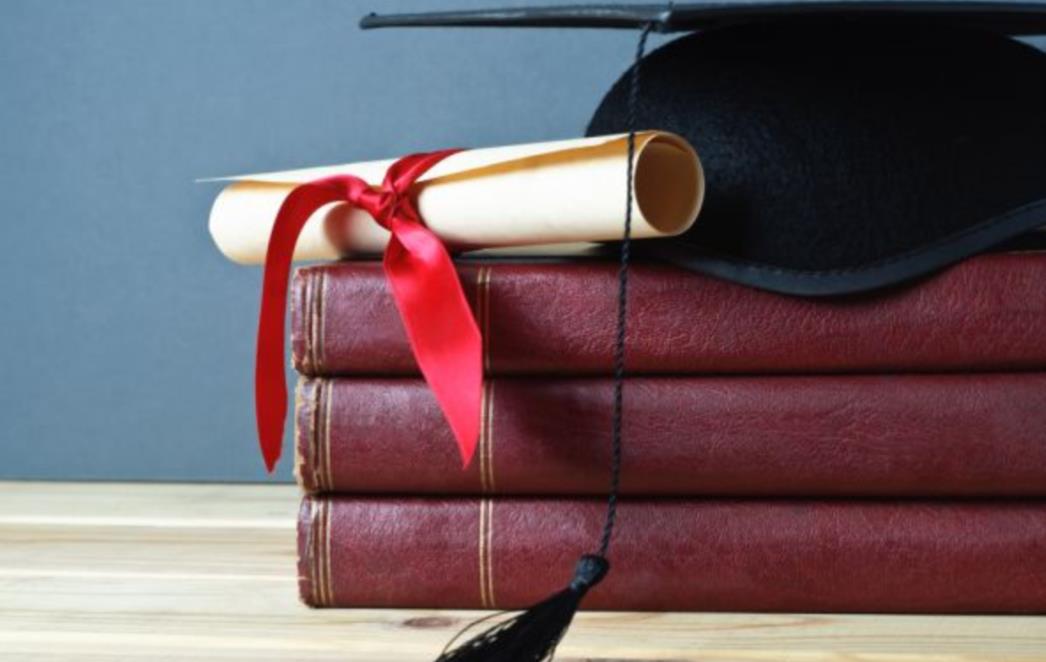 Ploče: Kupio diplomu za 500 eura