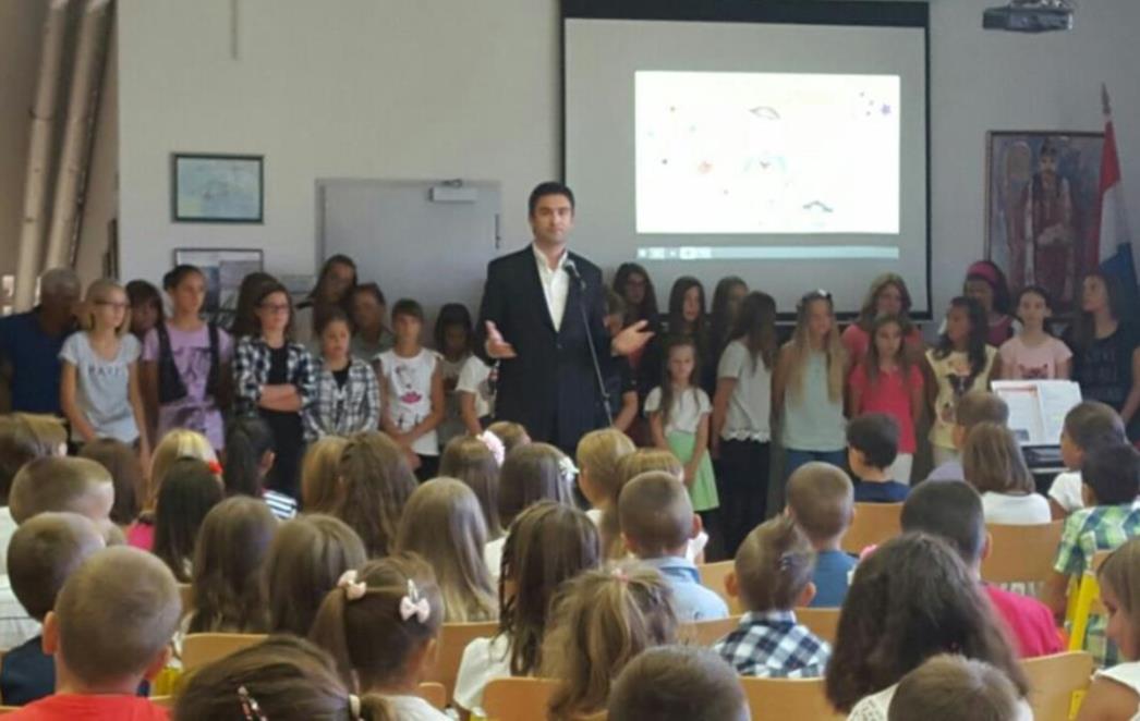 Franković posjetio prvašiće u Osnovnoj školi Ivana Gundulića