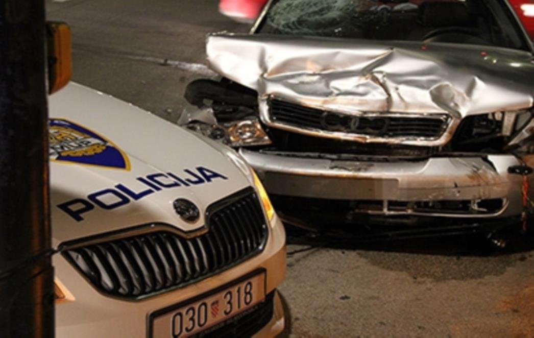 PROMETNA NESREĆA U DUBROVNIKU: Policija ipak nije prošla kroz crveno, troje ozlijeđenih!