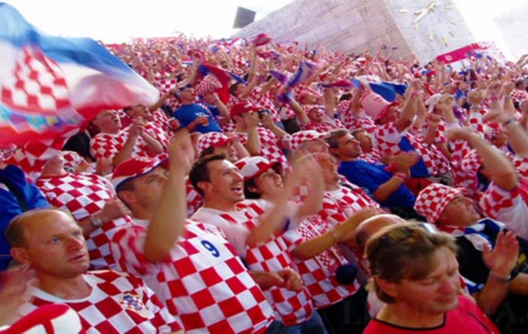 Ovo su hrvatske navijačke pjesme, koja vam je najbolja?
