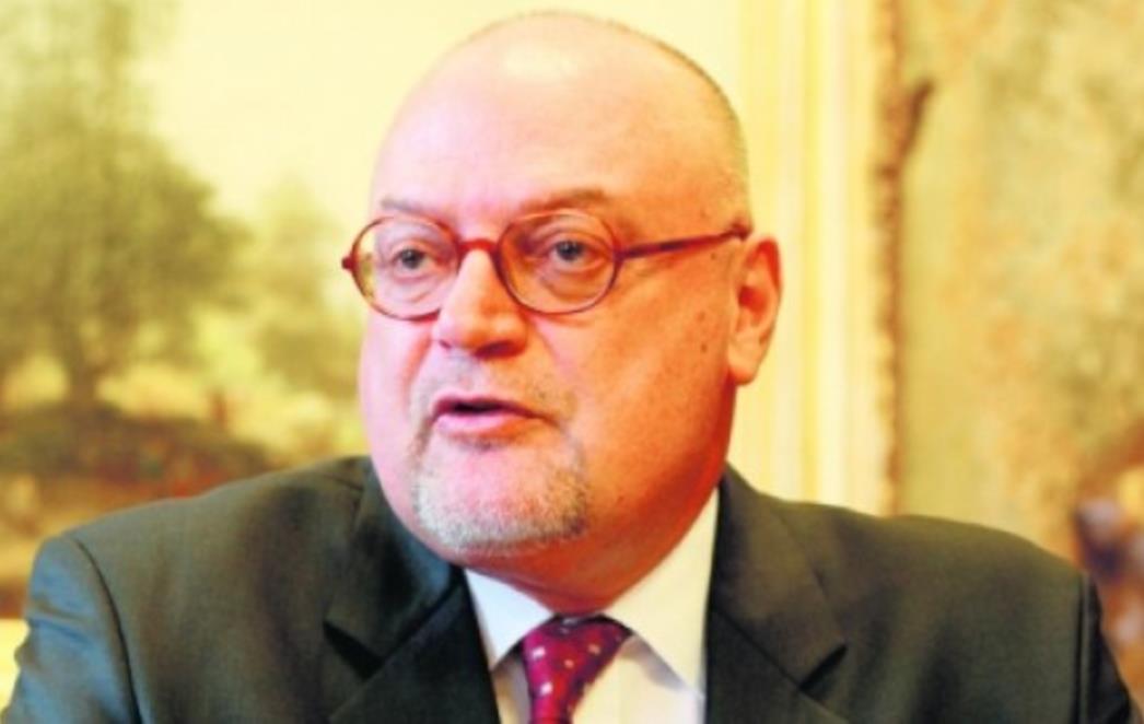 DOK VAS MUČE U BANCI: Hanžeković u jednom danu dobio 15 milijuna kuna, Bandić već jutros na trčanju! 