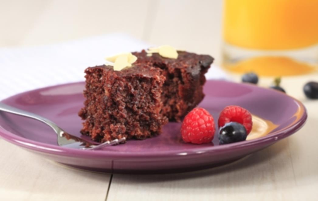 RECEPT DANA: Čokoladni kolač s malinama