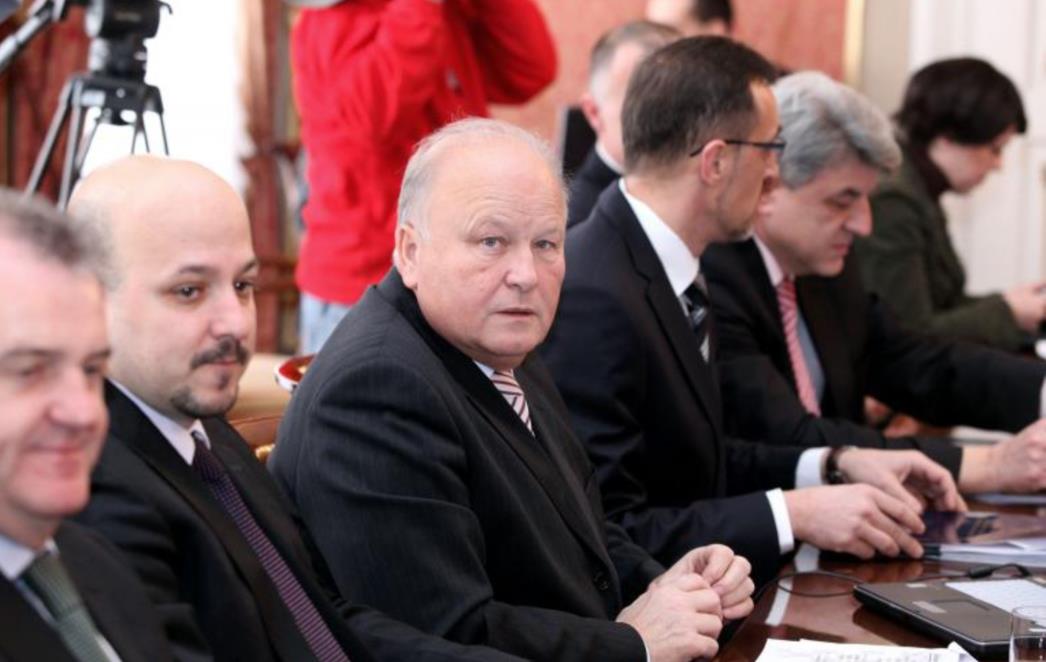 SLAVKO LINIĆ NAJAVIO: Na jesen Vlada mijenja fiskalno pravilo 